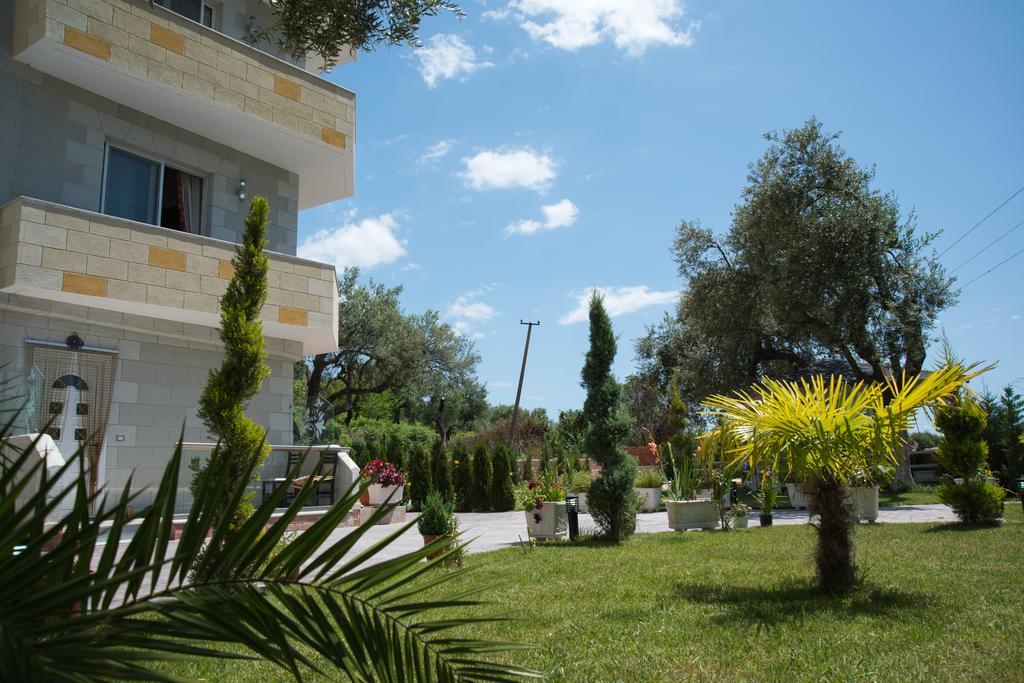 Vila Florika Hotel Borsh Exterior foto